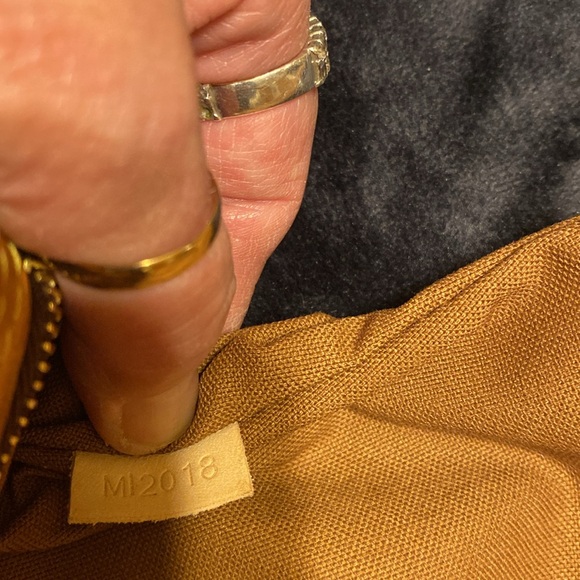 🩷 LOUIS VUITTON BOSPHORE MONOGRAM CROSSBODY 🩷 - Picture 7 of 16